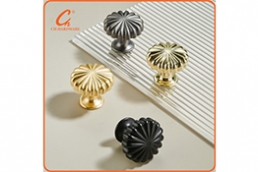 Cabinet handle