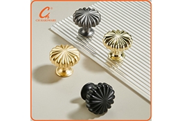 Cabinet handle